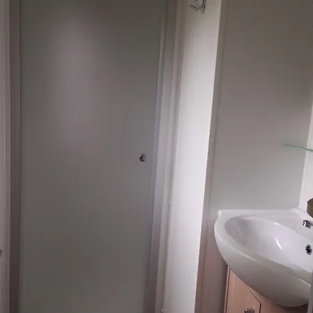 De 3*